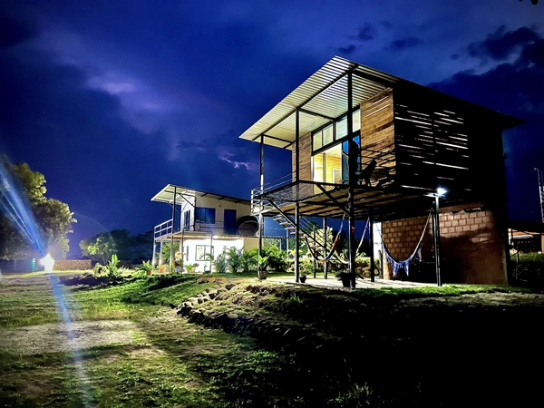 Servicio de Hospedaje en Chalet Azomalli x Pareja